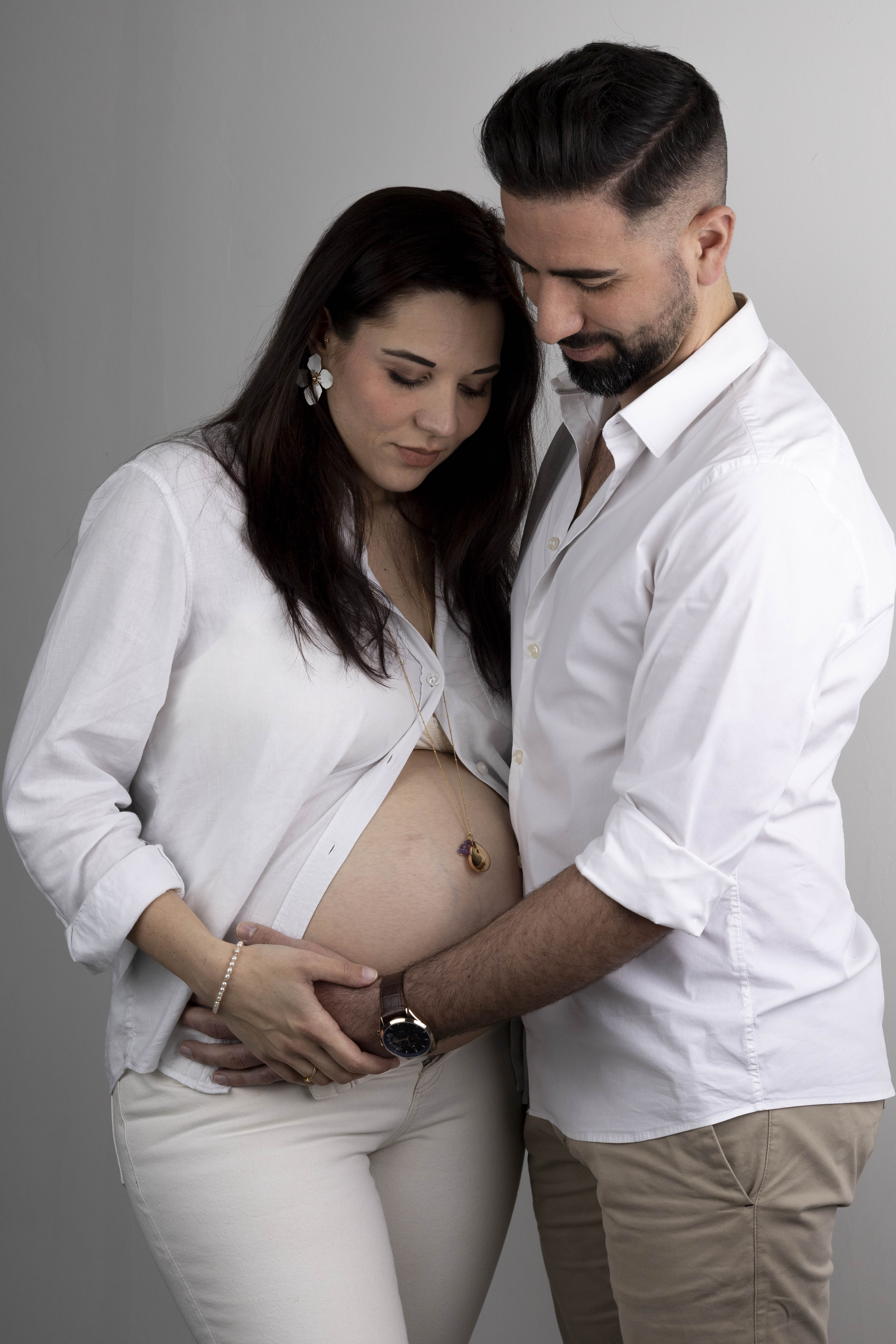 reveenphotos-photographe-de-grossesse studio-Oise