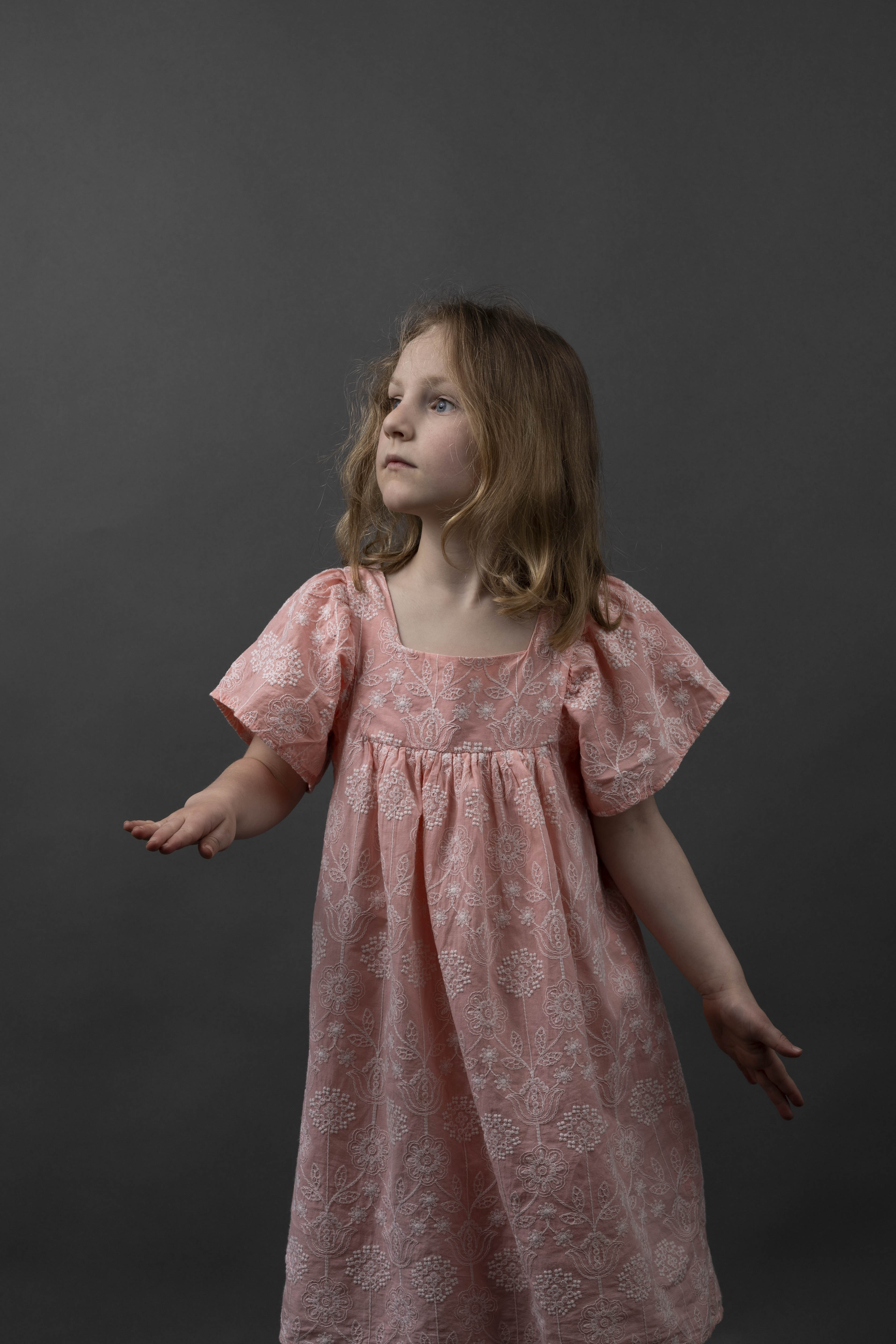 photos-en-studio-petite-fille