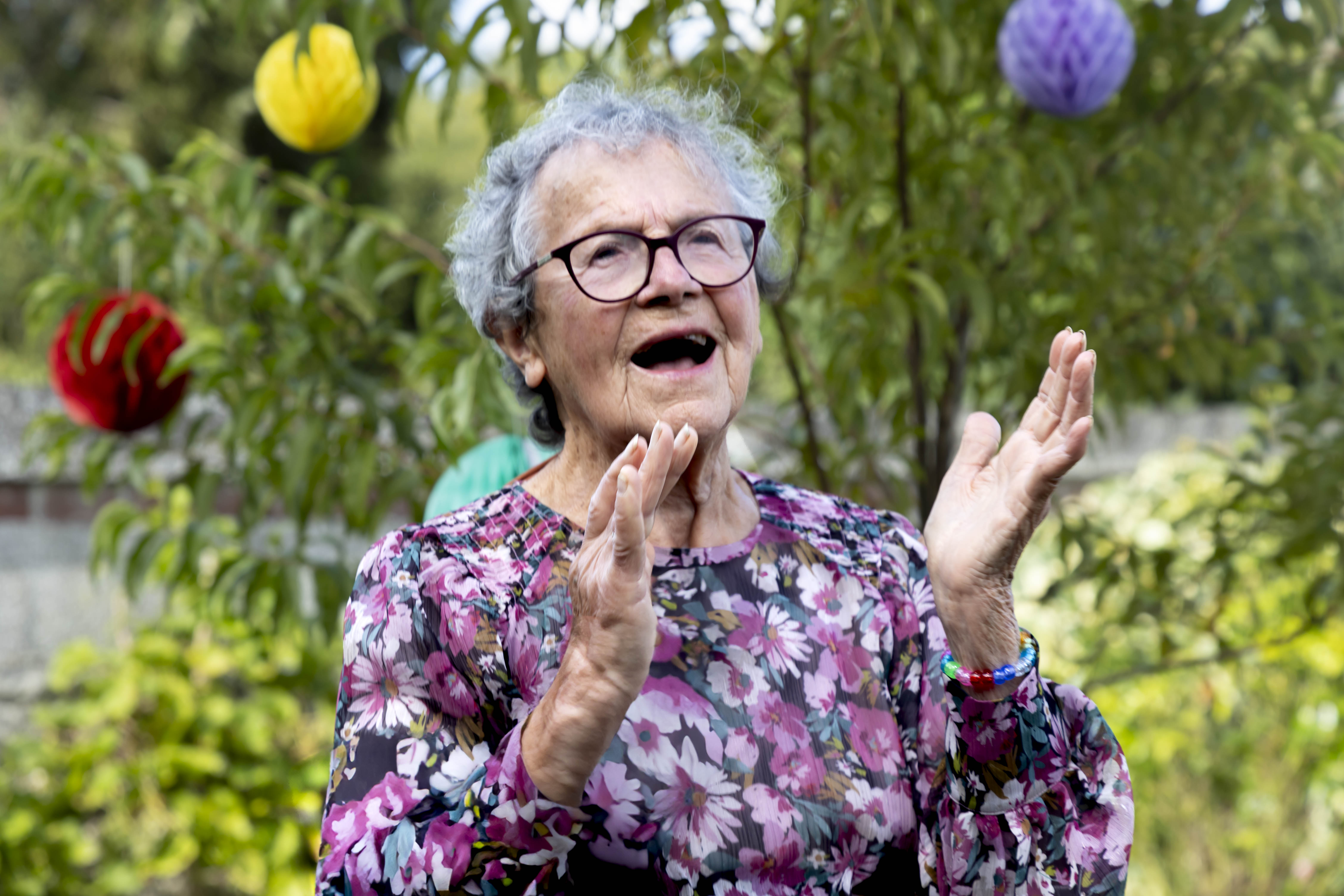 reveenphotos-bonheur-souvenir-fete-famille-senior
