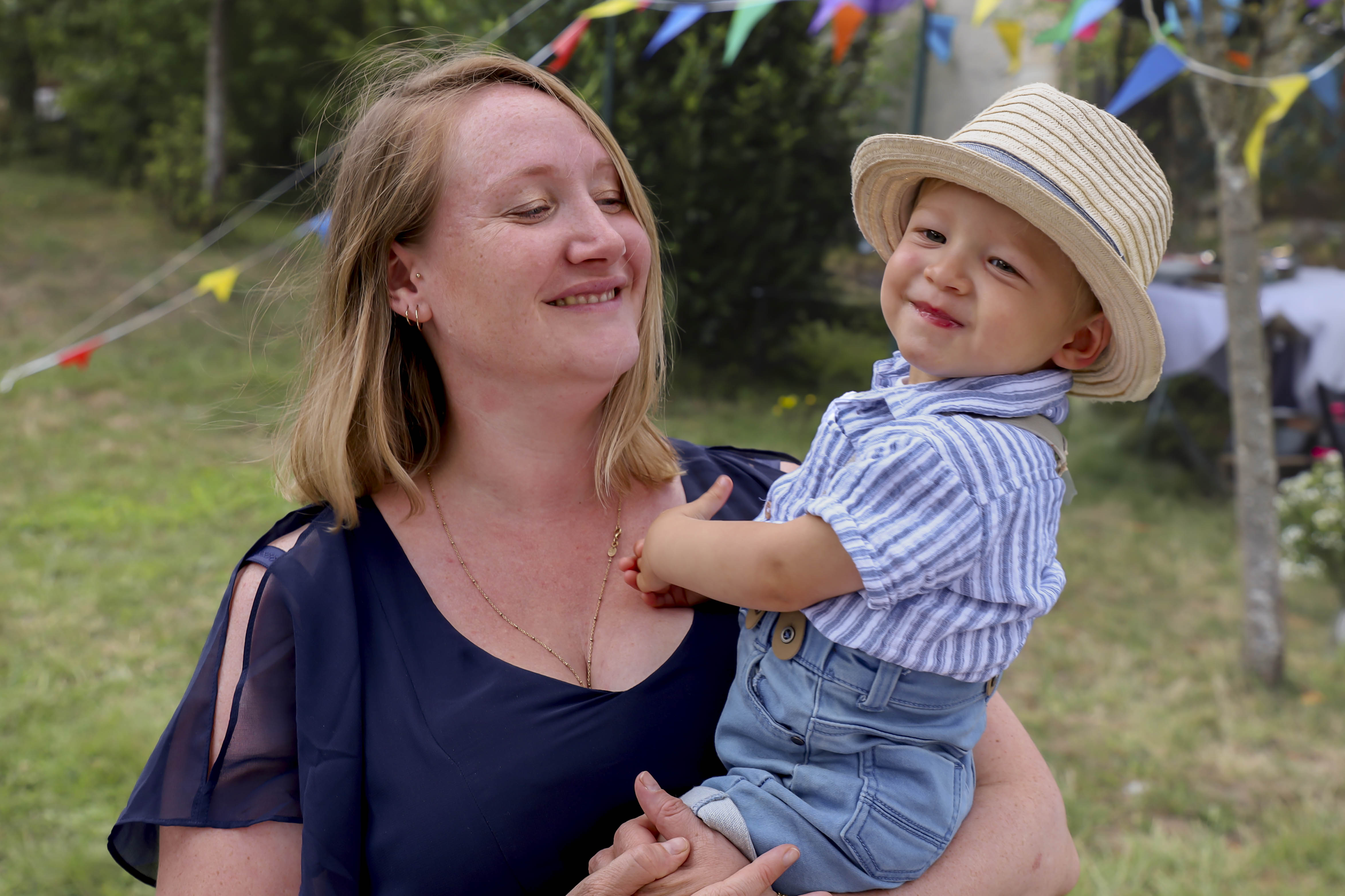 reveenphotos-famille-dehors-campagne-apres-midi-chantilly