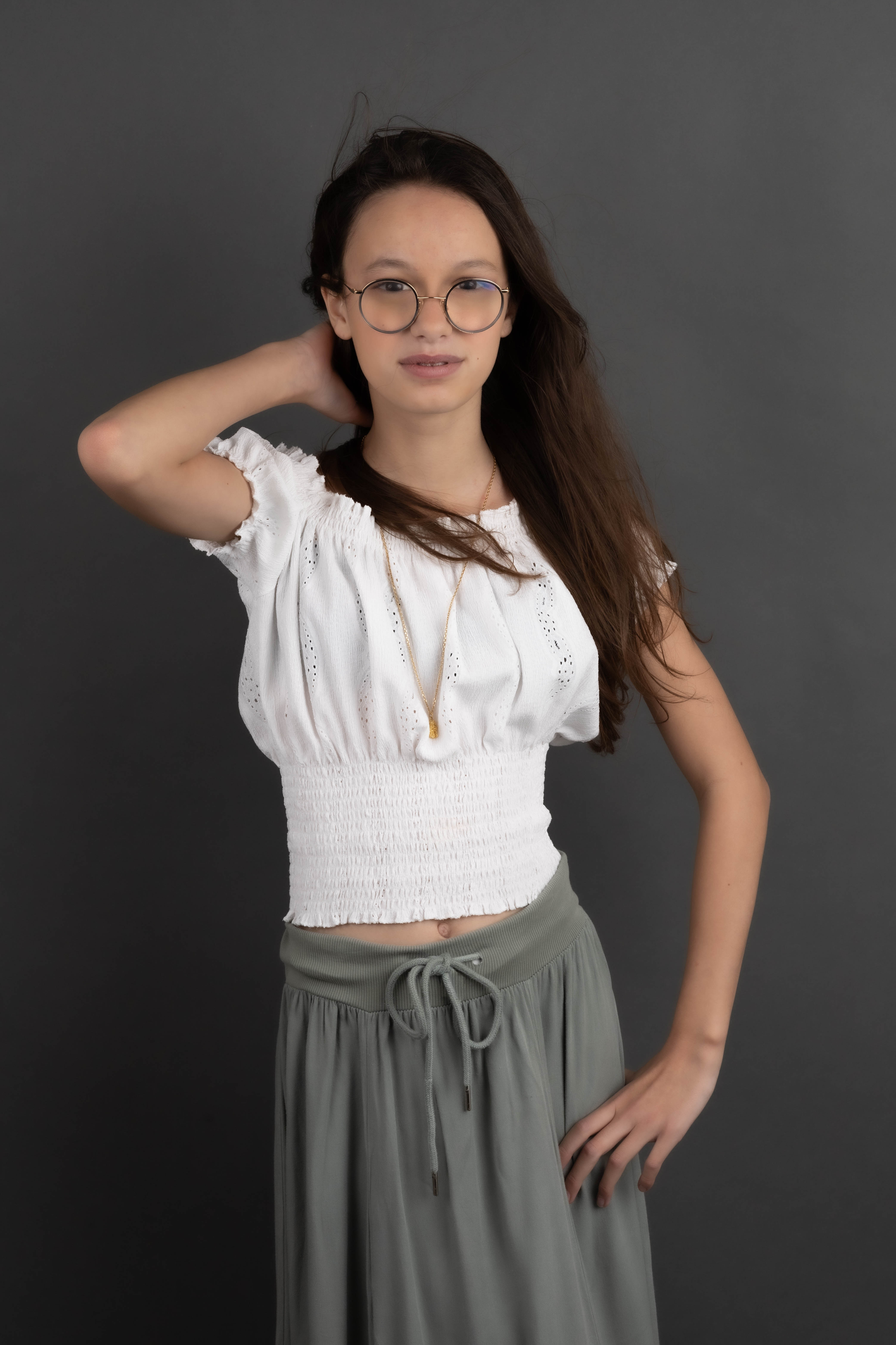 reveenphotos-shooting-studio-senlis-jeune-fille