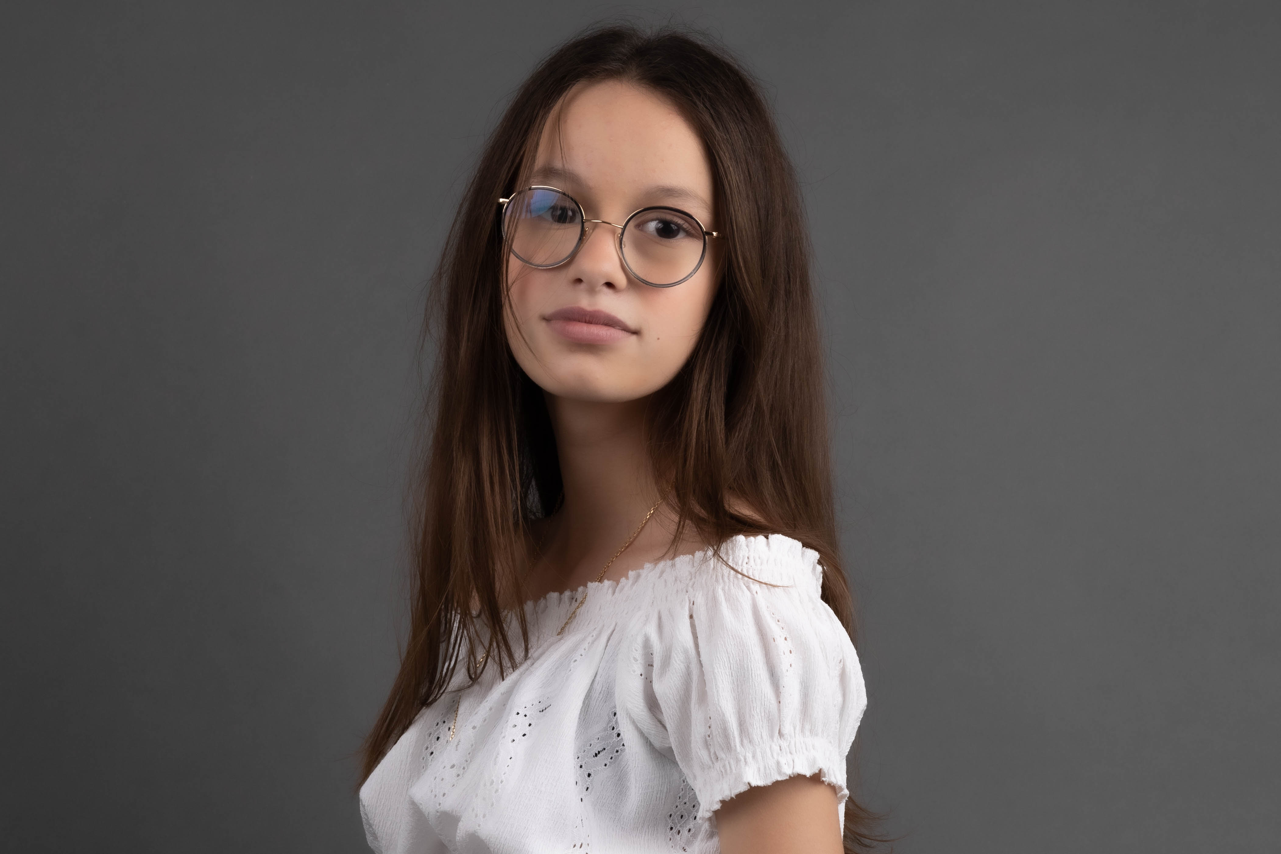 reveenphotos-photographe-studio-adolescente-verneuil-en-halatte